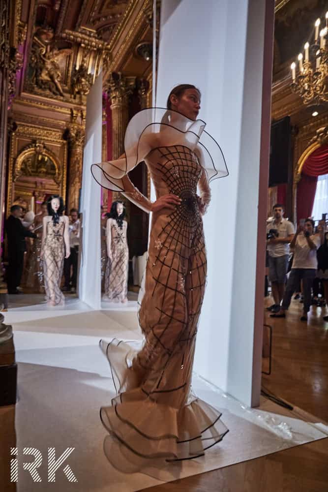 Yanina Couture, Fall-Winter 2017 Backstage Photo by Iris Brosch