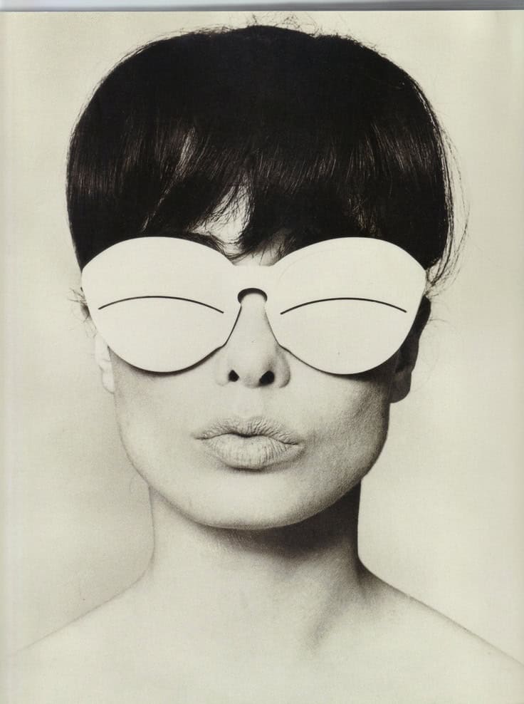 1965 - Courreges by Peter Knapp