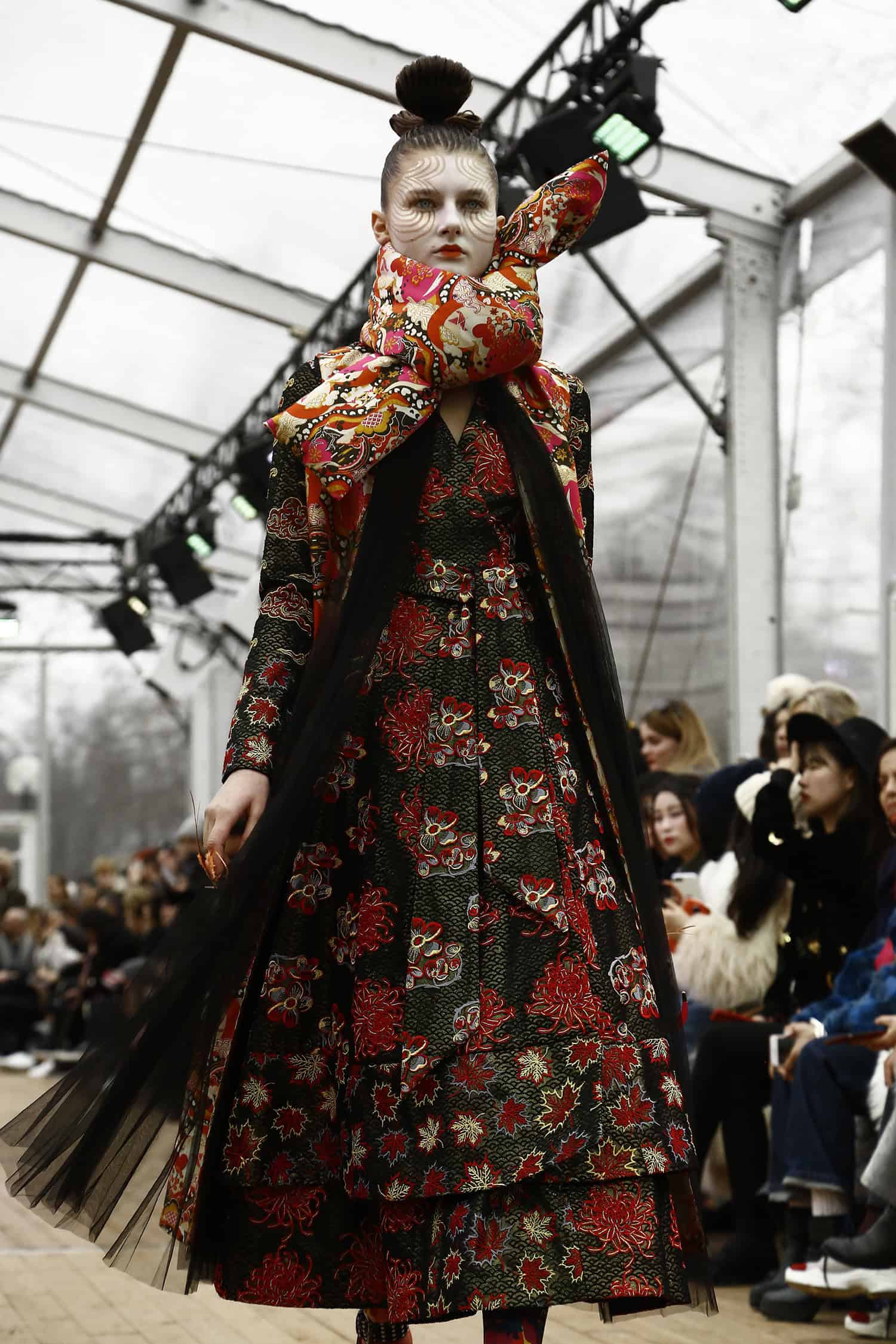 Manish Arora Fall/Winter 2018-2019 READY-TO-WEAR Fashion Show photograph by Gilar Farjah